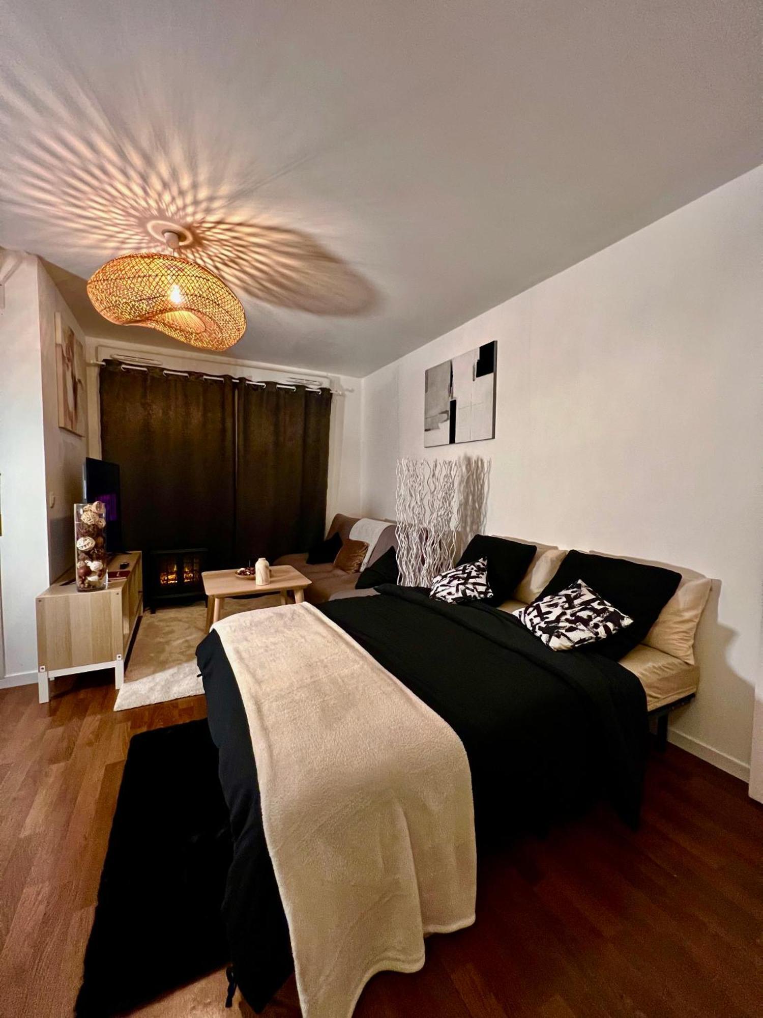 דירות ארג'נטויל "Moonlight" Gare A 10Min De Paris, Wifi, Terrasse , Parking מראה חיצוני תמונה